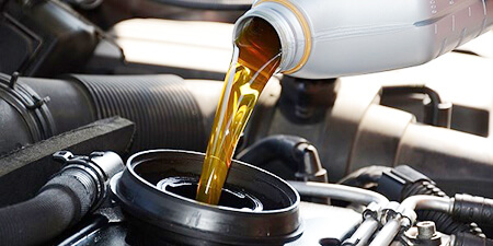 Dầu bôi trơn là nguyên liệu cực kỳ quan trọng đối với tất cả các máy móc cơ khí 