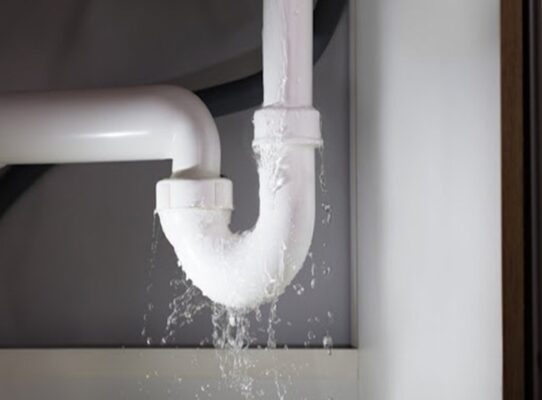 Rò rỉ đường ống nước nghiêm trọng