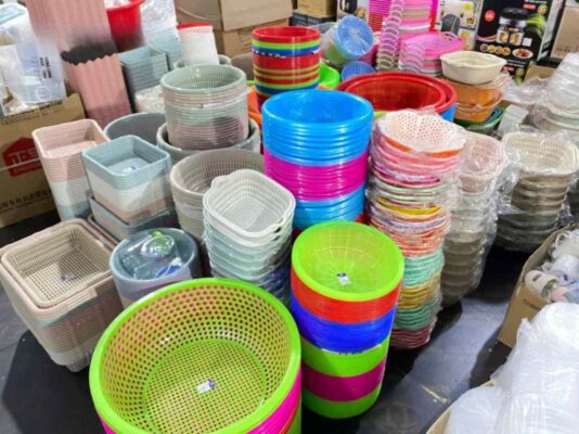 Cách bảo quản đồ nhựa trong nhà hiệu quả 